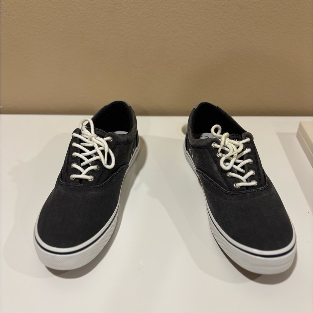 Sperry Men’s Black Boat Shos